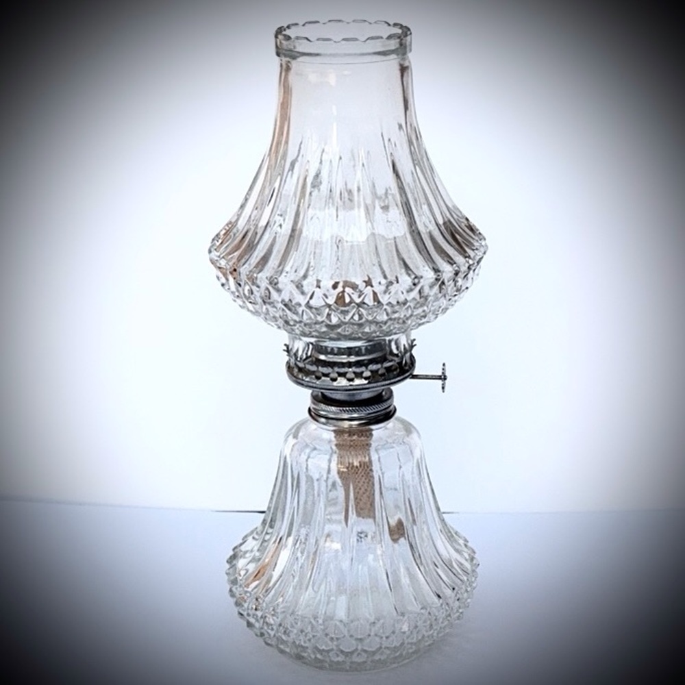 💖 Lamplight Farms NEW Elegant Clear Glass Lamp